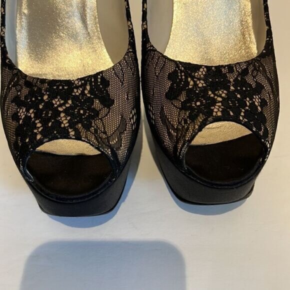 Stuart Weitzman Lillie Nude Luxe Lace Peep Toe Platform Heels Size 10 - Picture 9 of 16